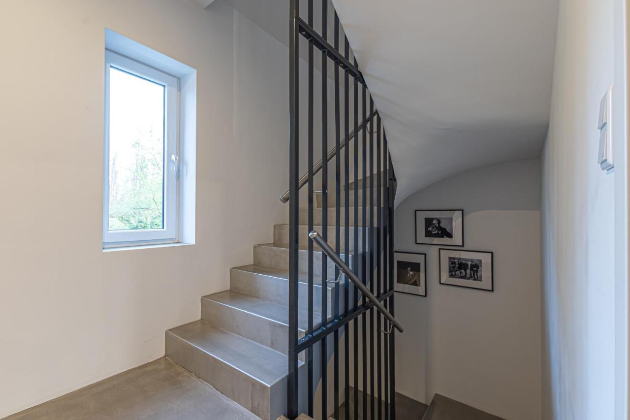 B26 - Unterwegs Zu Hause